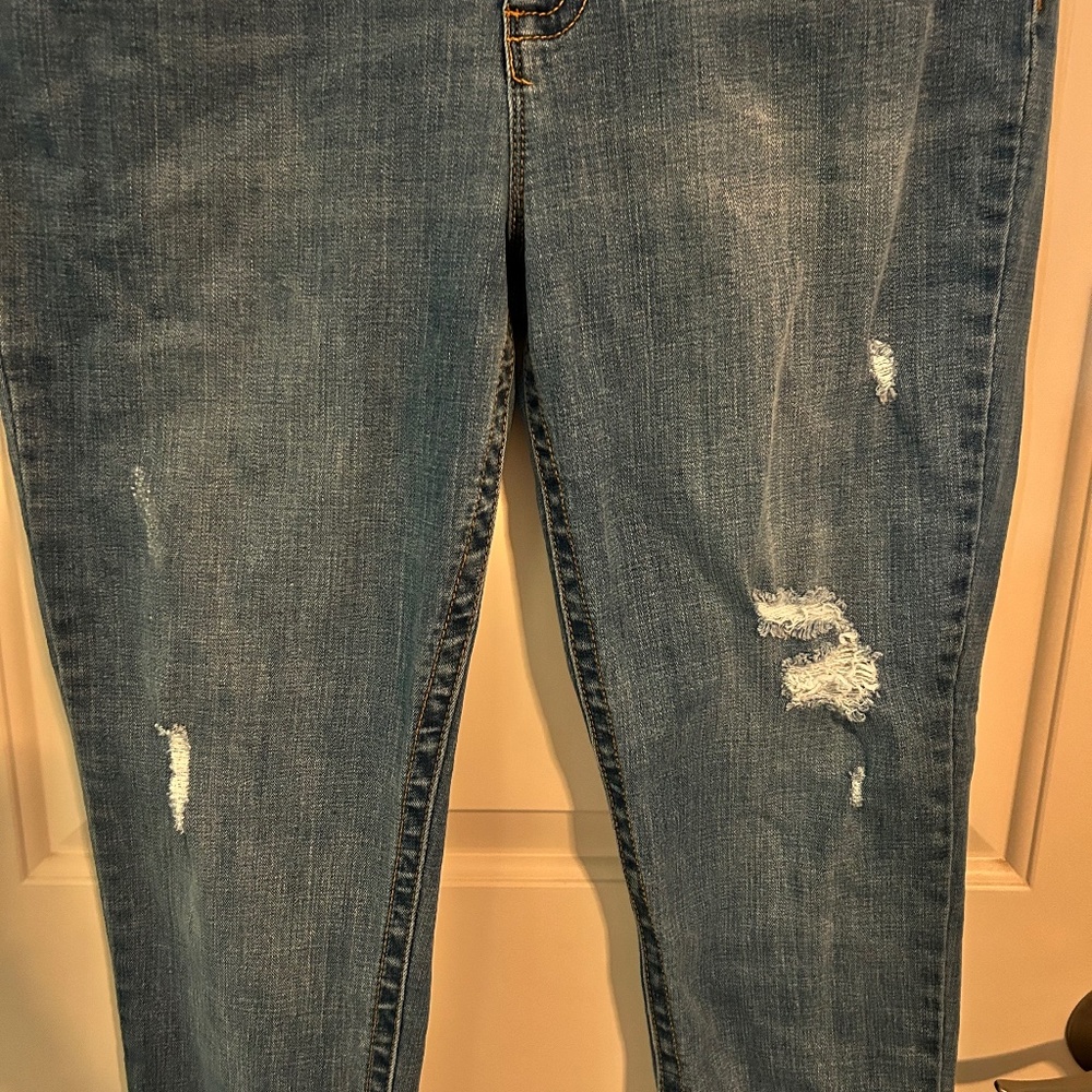 Seven7 Distressed Jeans - Picture 2 of 7